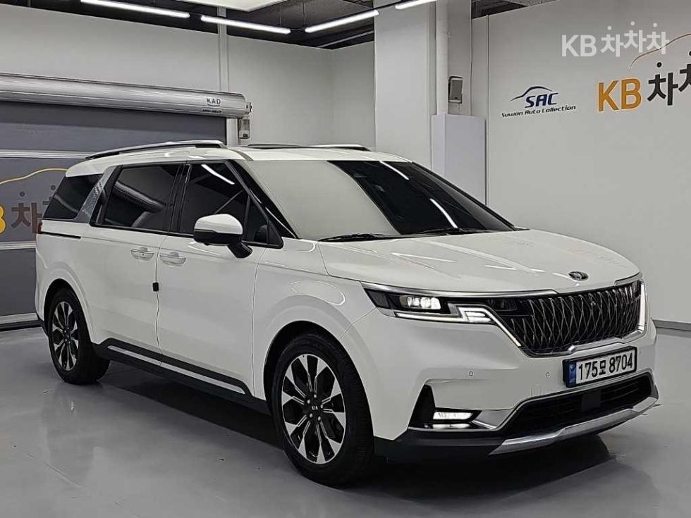 Kia Carnival — miniaturë 4