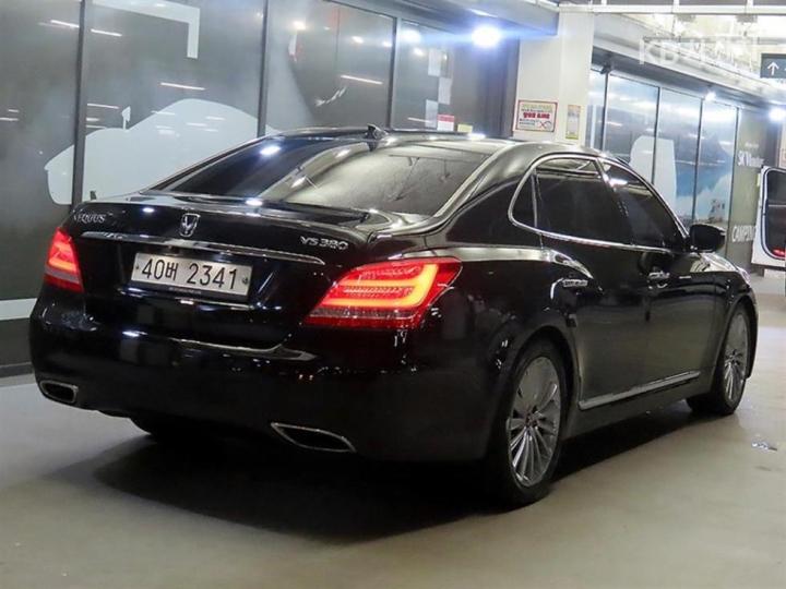 Hyundai Equus 2013 photo 3