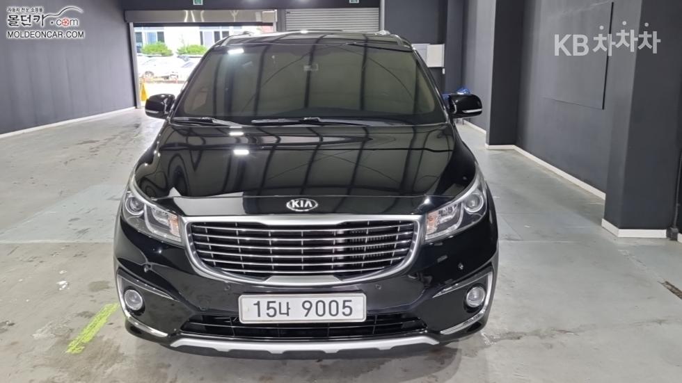 Kia Carnival — miniaturë 3