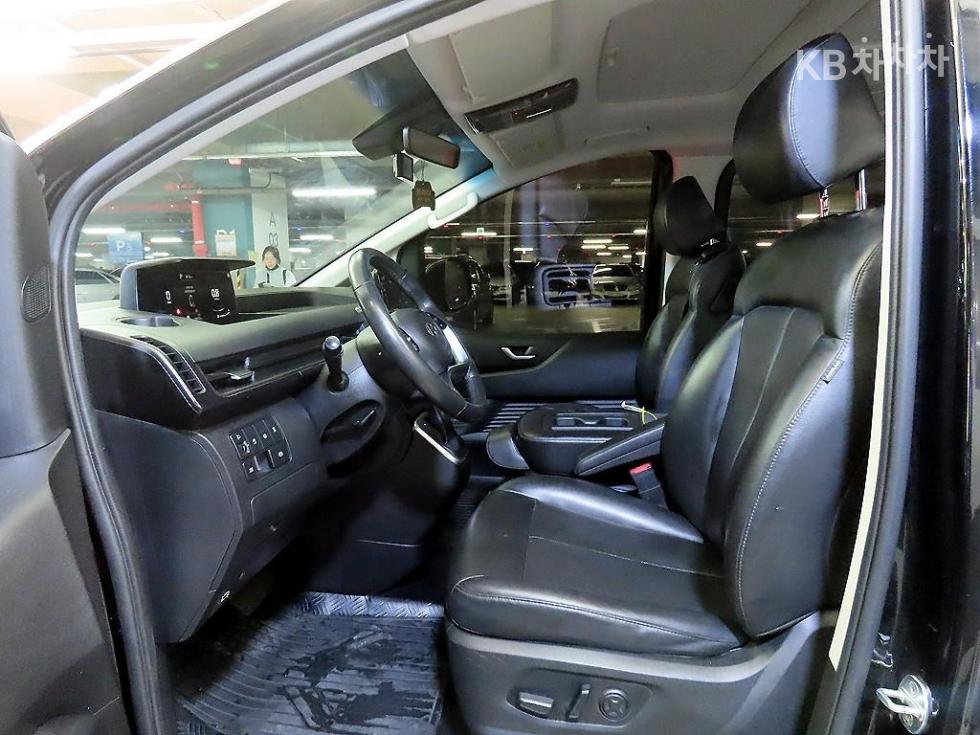 Hyundai Staria — miniaturë 6
