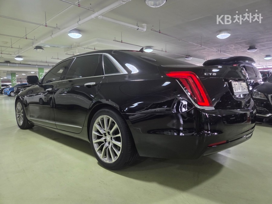 Cadillac CT6 — miniaturë 6