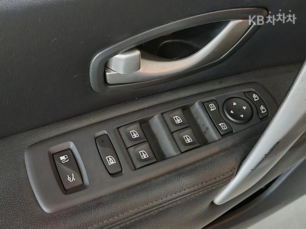 Renault Samsung SM7 — miniaturë 12