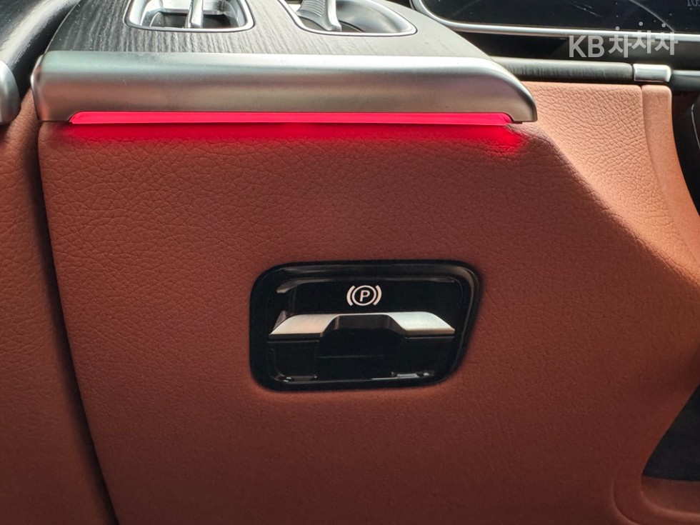 Mercedes-Benz S-klasse — miniaturë 7
