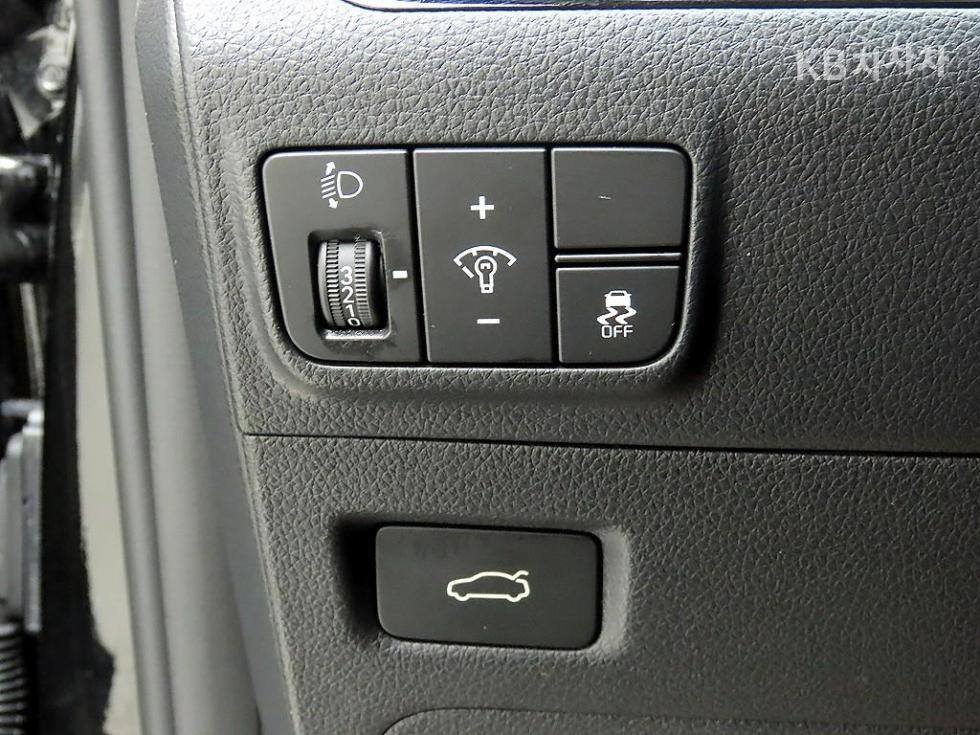 Kia K5 — miniaturë 12