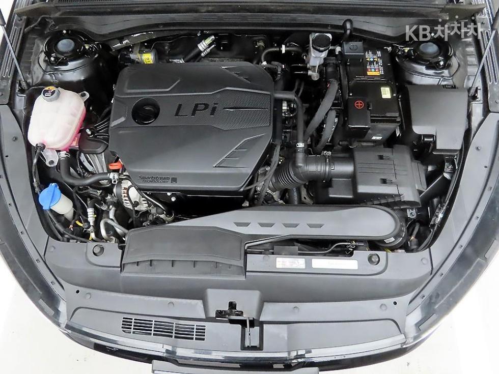 Kia K5 — miniaturë 20