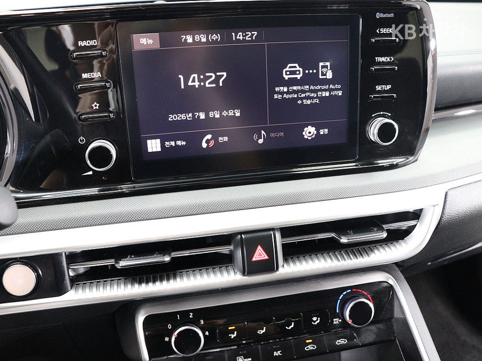 Kia K5 — miniaturë 8