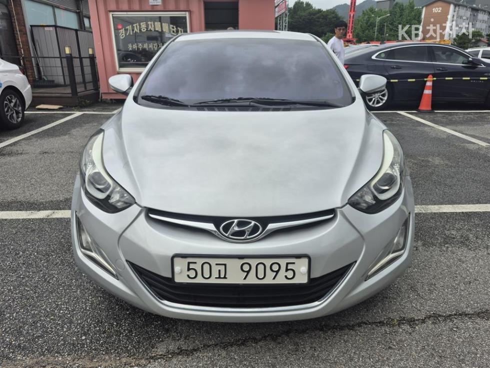 Hyundai Avante — miniaturë 2