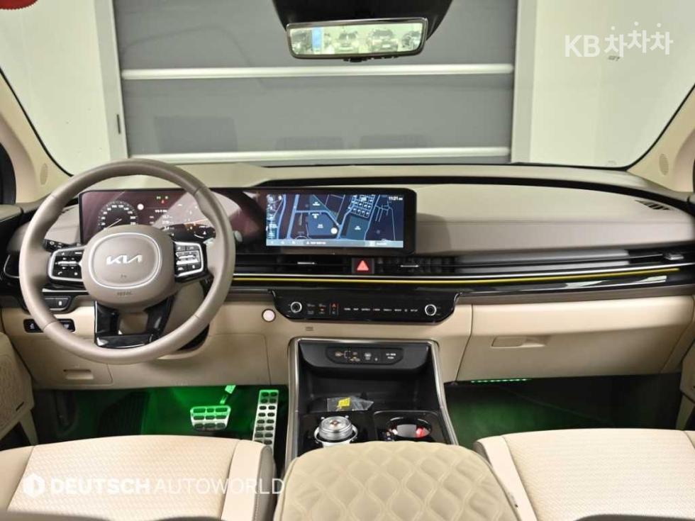 Kia Carnival — miniaturë 7