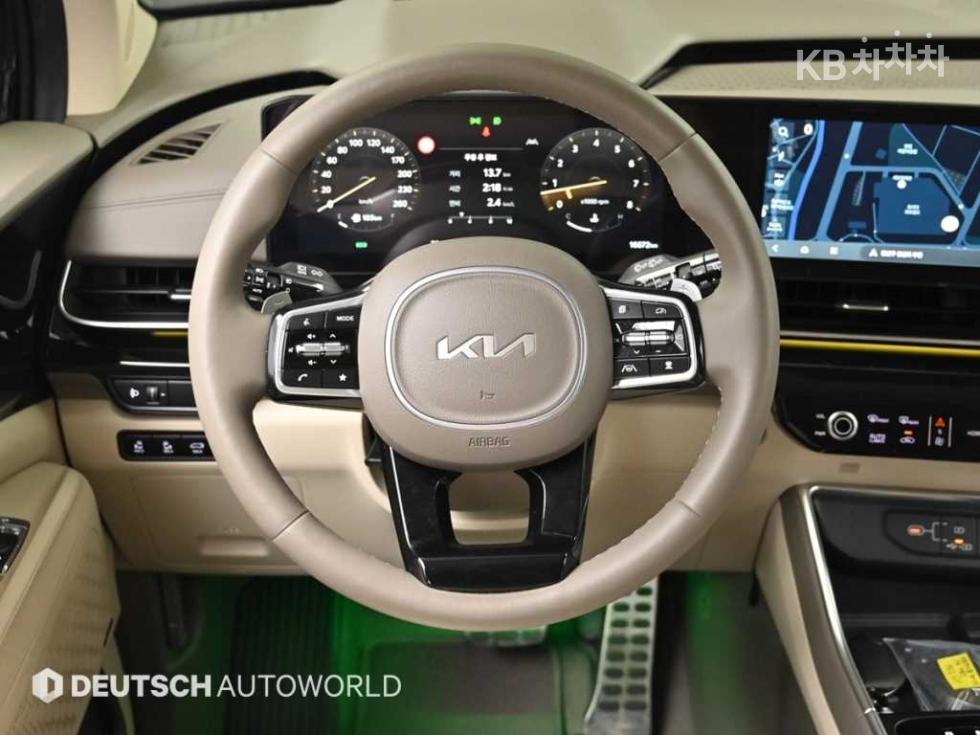Kia Carnival — miniaturë 13