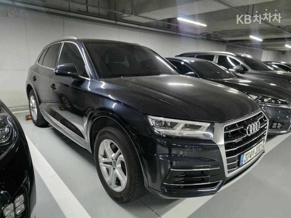 Audi Q5 — miniaturë 3