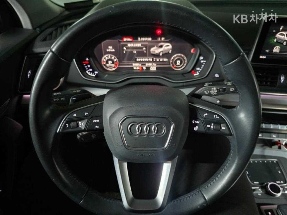 Audi Q5 — miniaturë 10