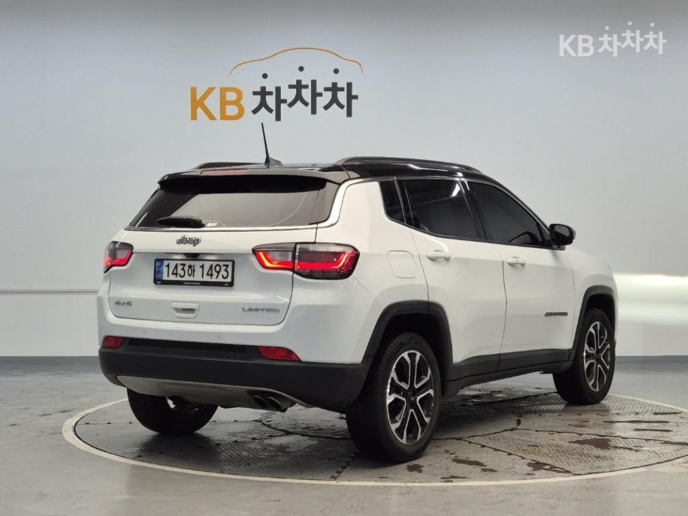 Jeep Compass — miniaturë 4