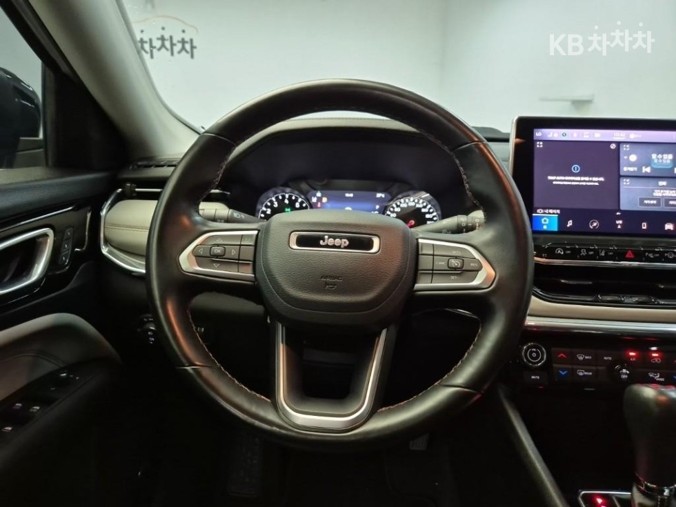 Jeep Compass — miniaturë 9