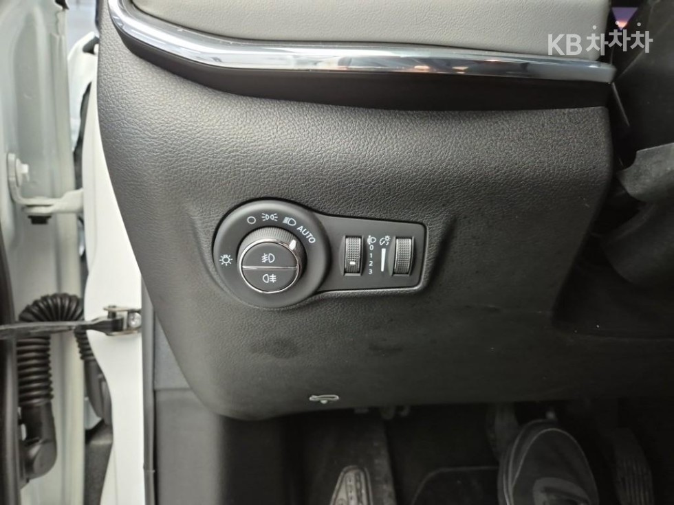 Jeep Compass — miniaturë 17