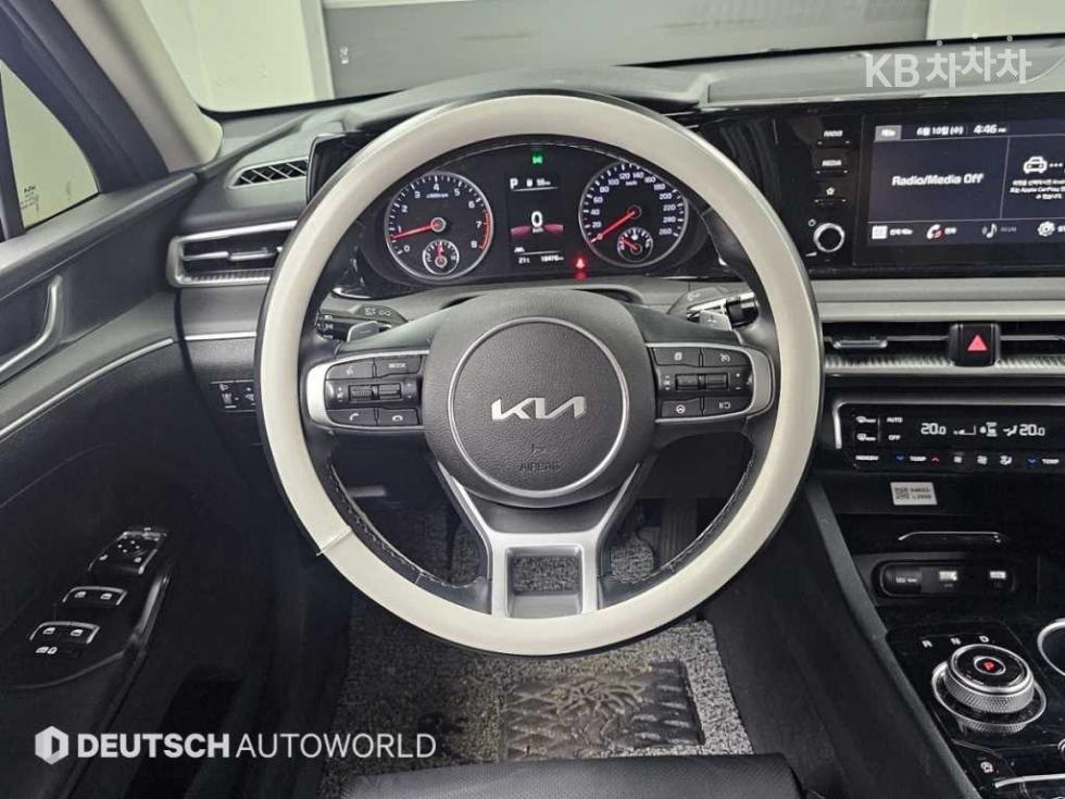Kia K5 — miniaturë 13