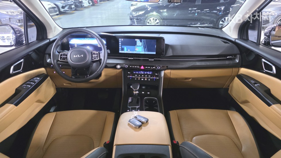 Kia Carnival — miniaturë 9