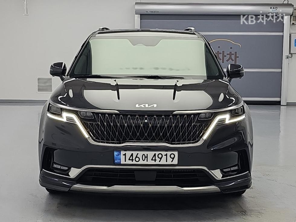 Kia Carnival — miniaturë 2