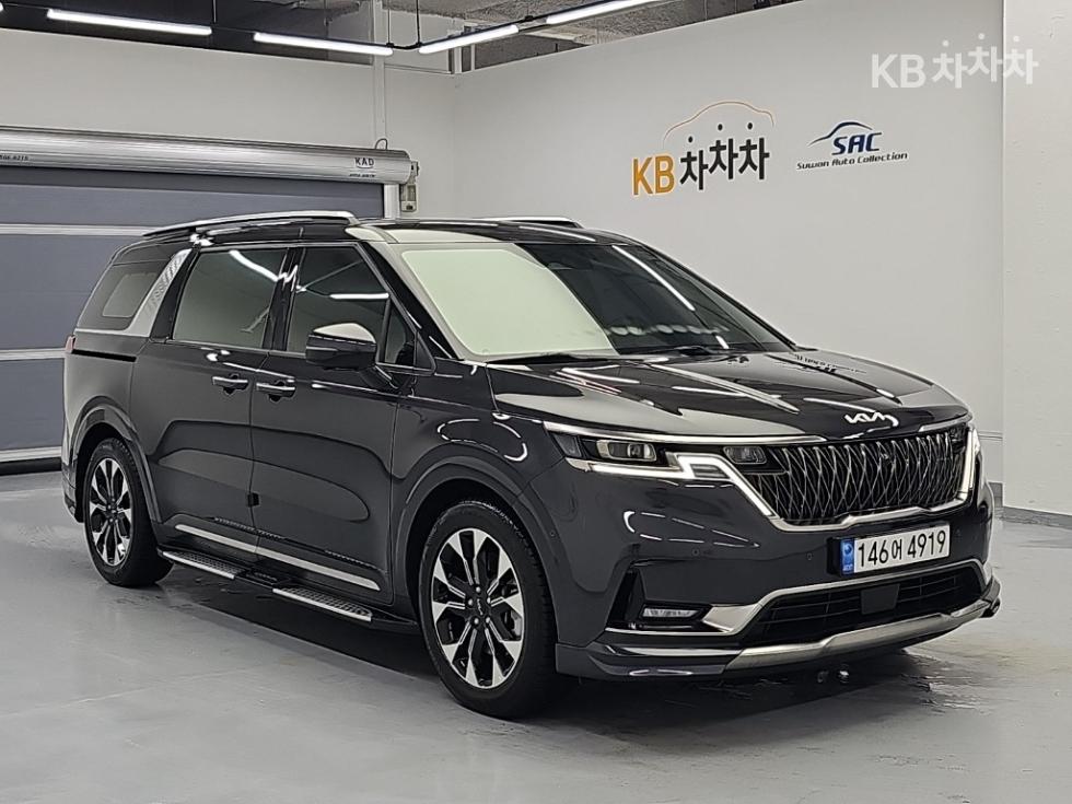 Kia Carnival — miniaturë 4