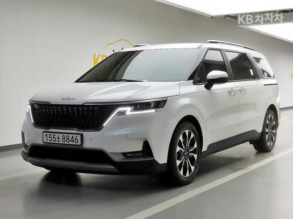 Kia Carnival — miniaturë 2