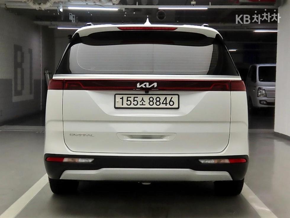 Kia Carnival — miniaturë 3