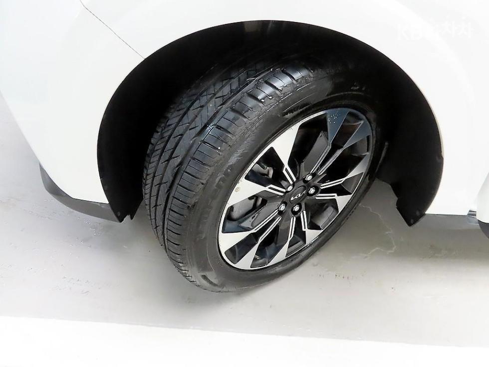 Kia Carnival — miniaturë 19