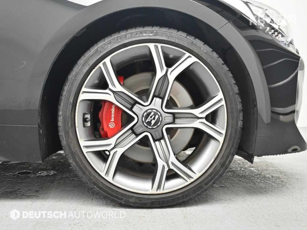 Kia Stinger — miniaturë 5