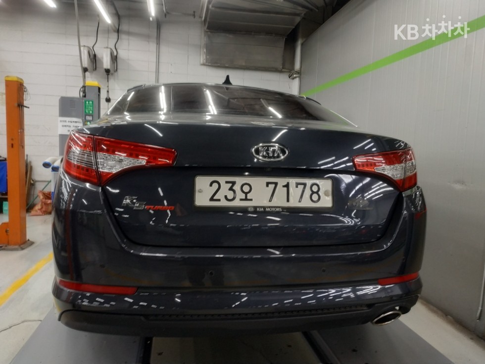Kia K5 — miniaturë 22
