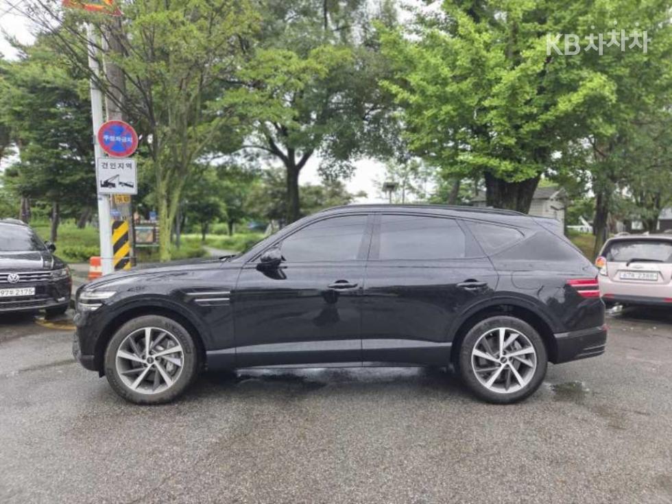 2024 Genesis GV80 photo
