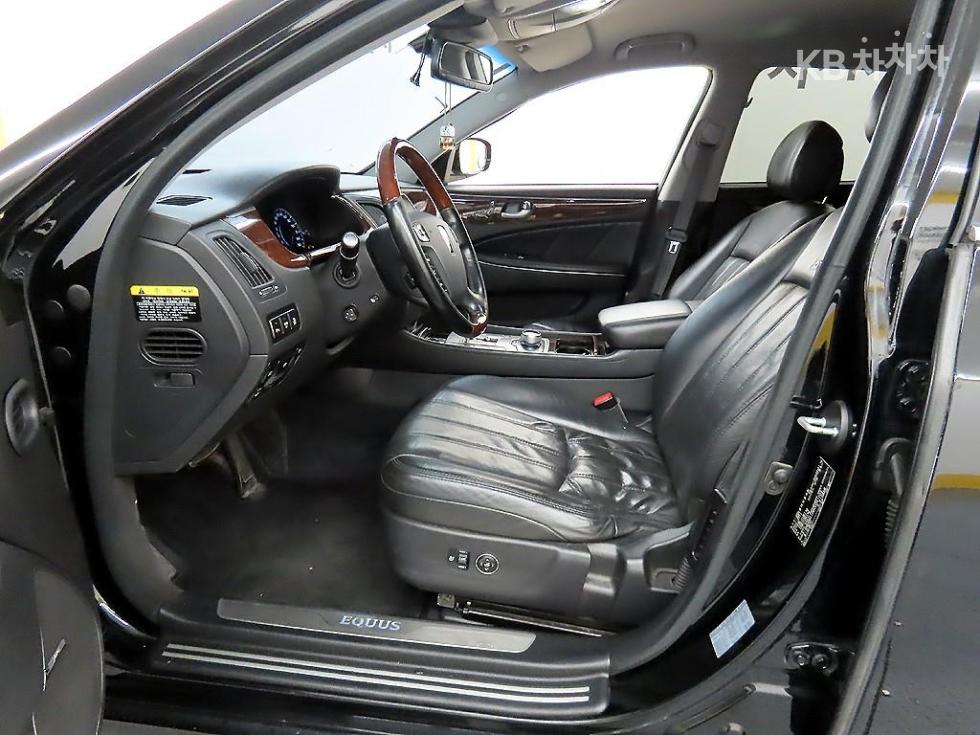 Hyundai Equus — miniaturë 5