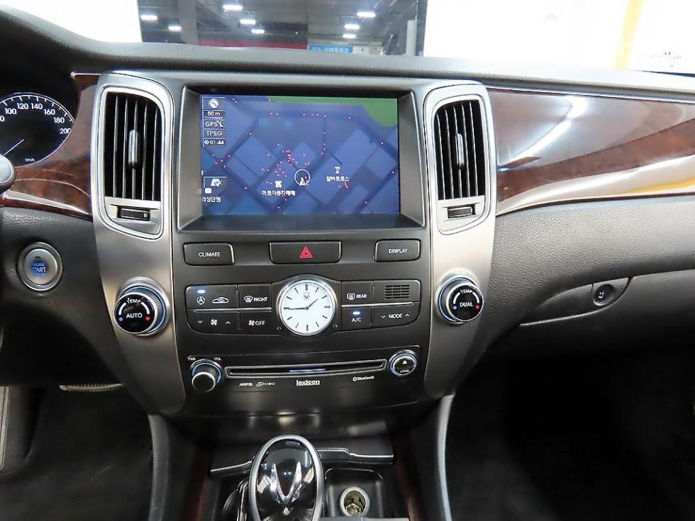 Hyundai Equus — miniaturë 14