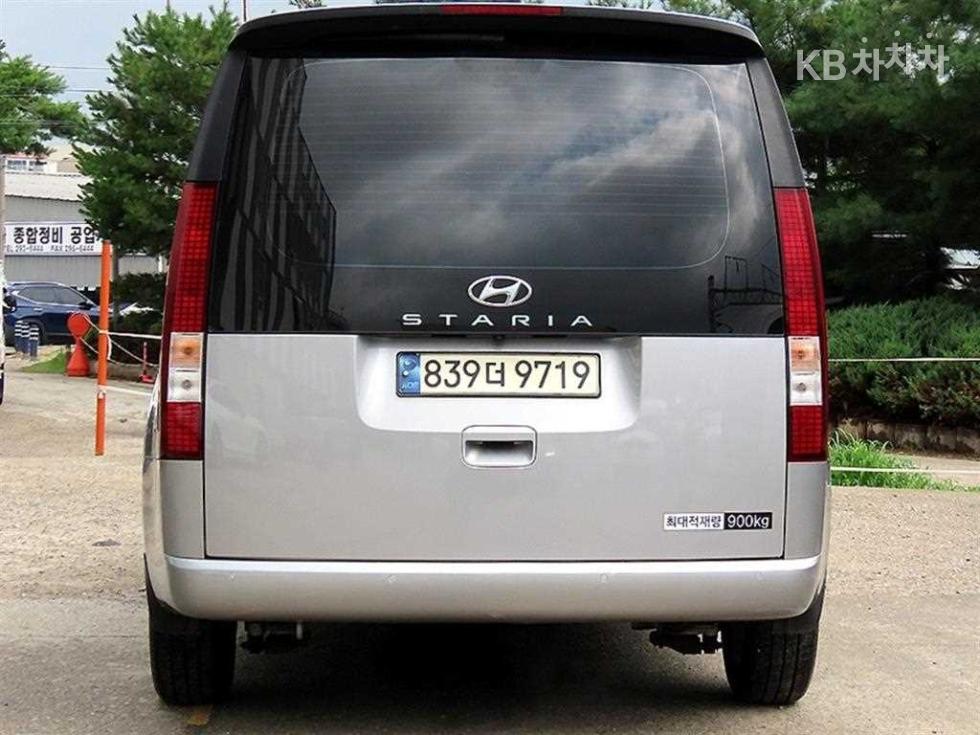 Hyundai Staria — miniaturë 4