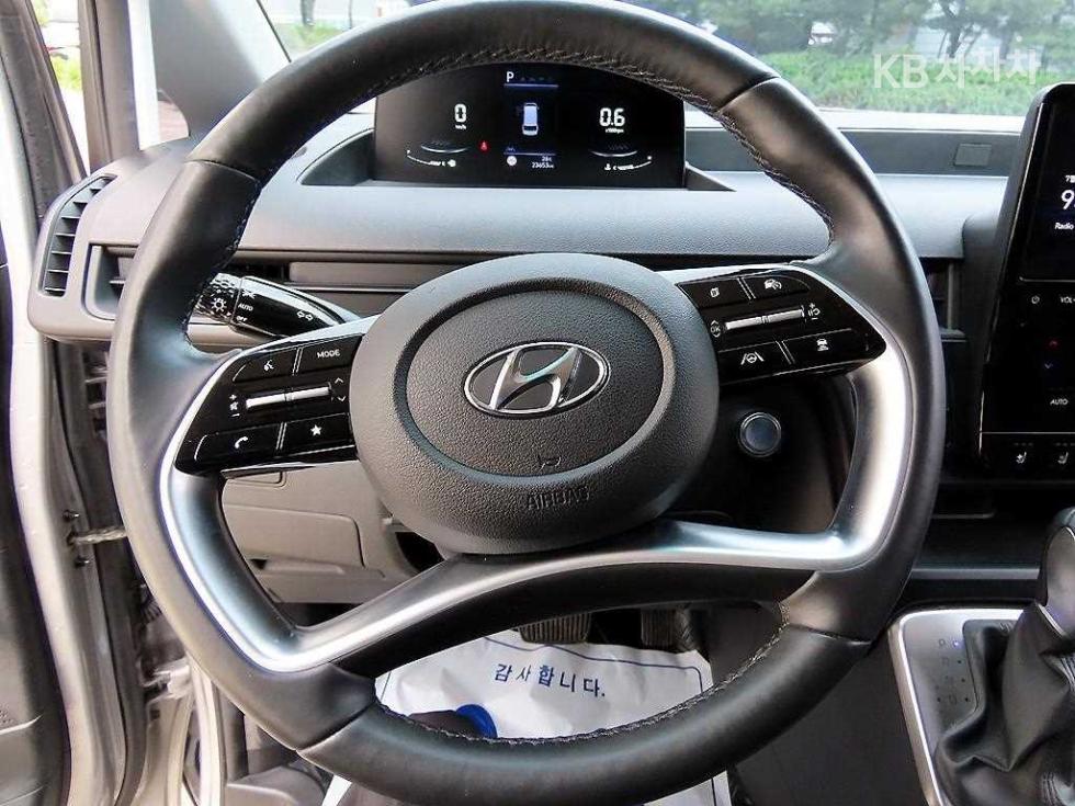 Hyundai Staria — miniaturë 8