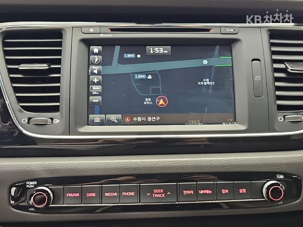 Kia Carnival — miniaturë 16