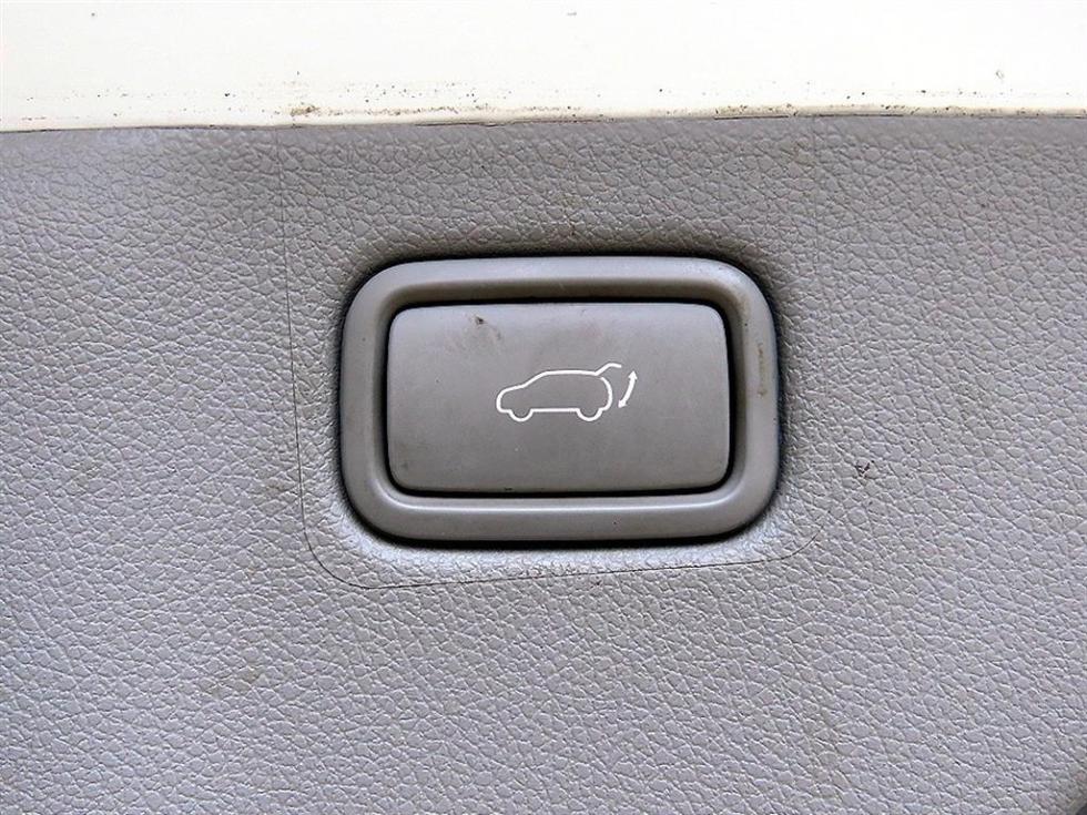 Kia Carnival — miniaturë 16