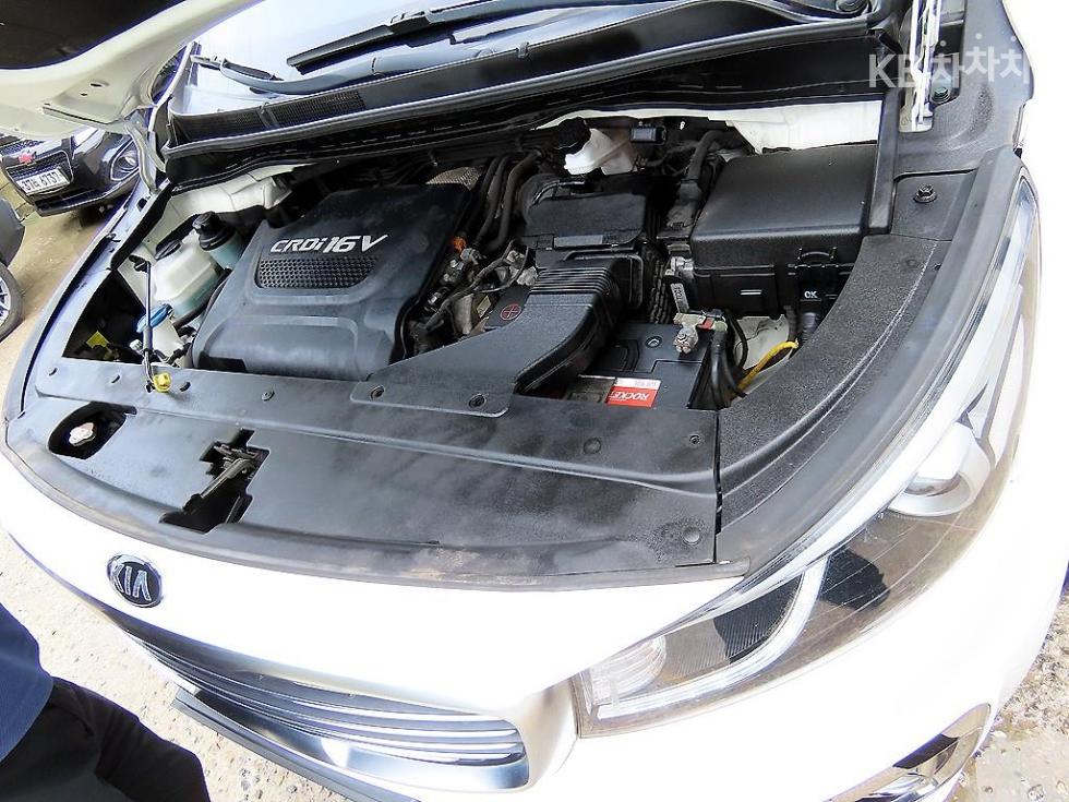 Kia Carnival — miniaturë 19