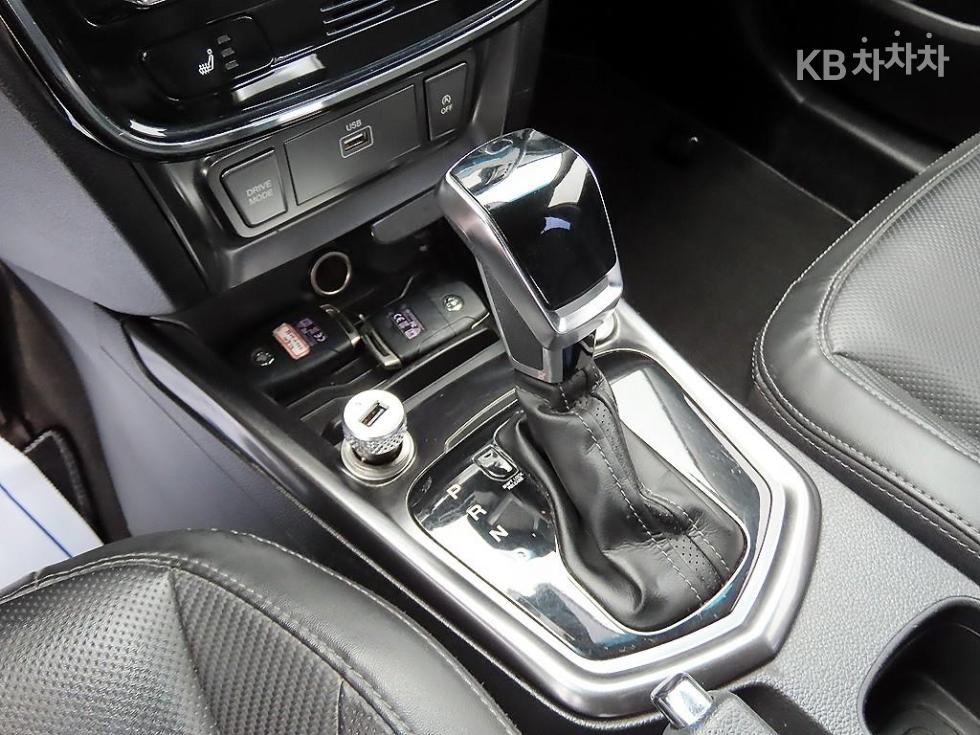 SsangYong Tivoli — miniaturë 10