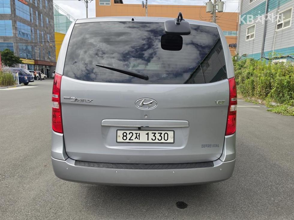 Hyundai Starex — miniaturë 5