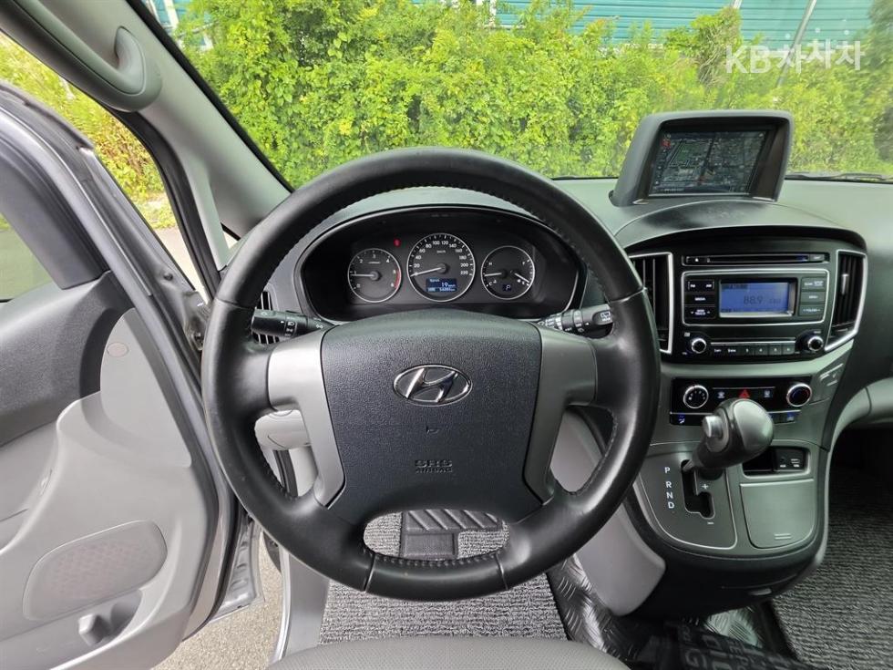 Hyundai Starex — miniaturë 14