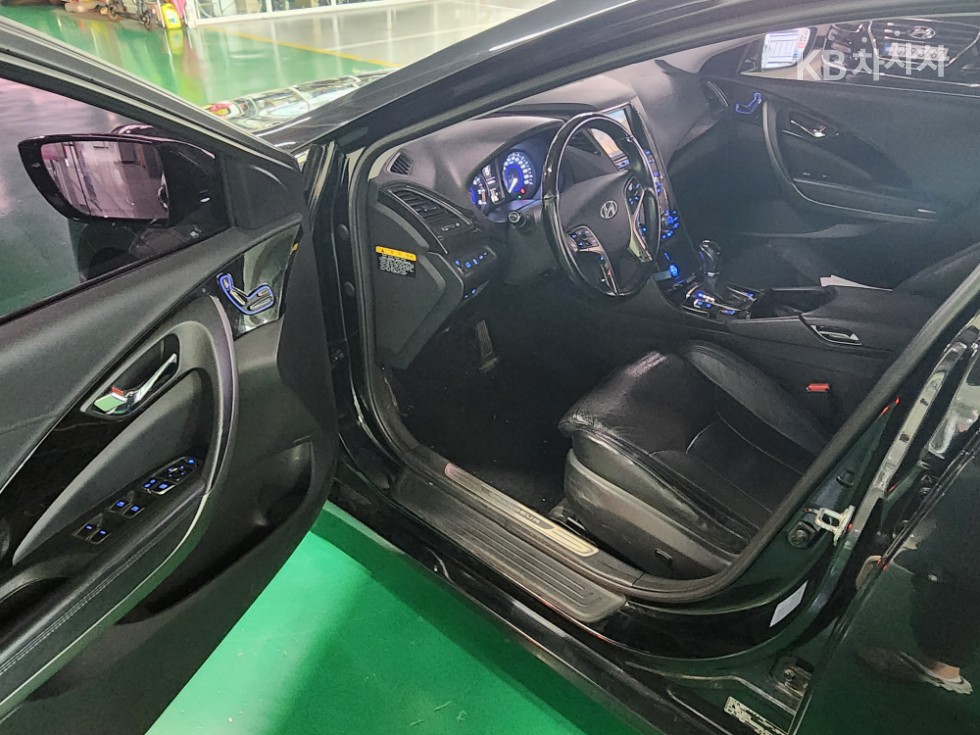 Hyundai Grandeur — miniaturë 8