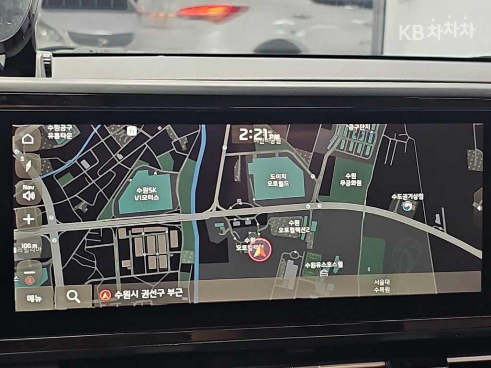 Kia Carnival — miniaturë 17