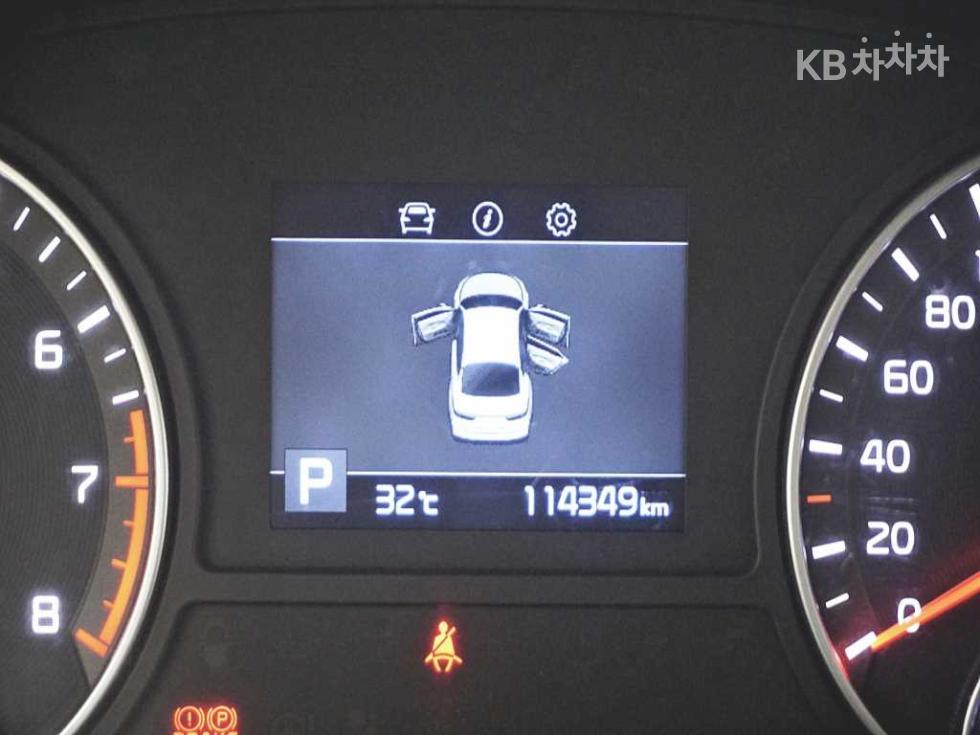 Kia K5 — miniaturë 10