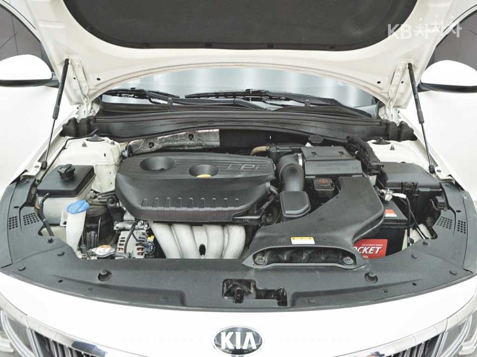 Kia K5 — miniaturë 20