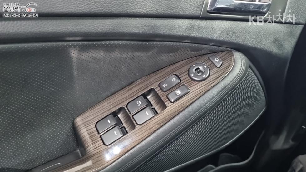 Kia K5 — miniaturë 16