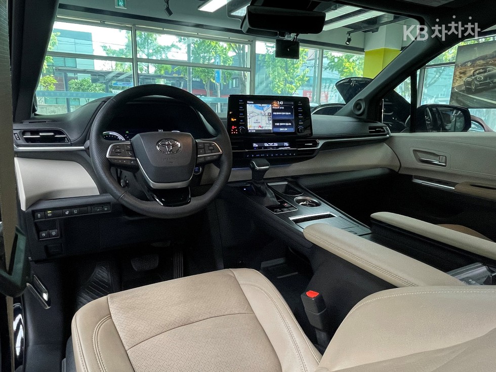 Toyota Sienna — miniaturë 8