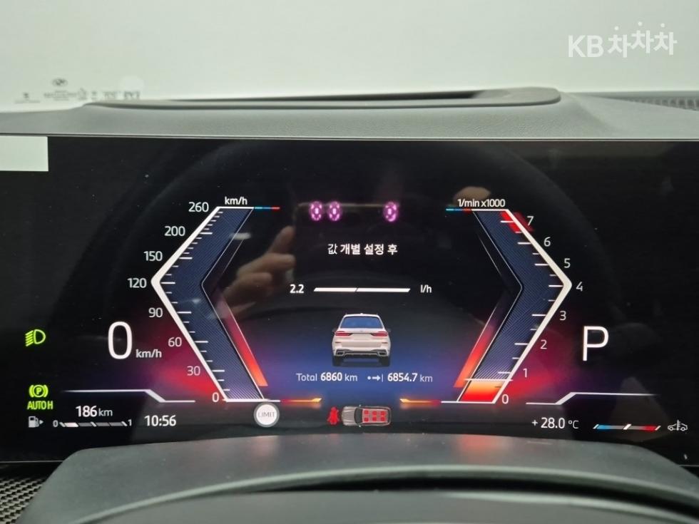 BMW X7 — miniaturë 6