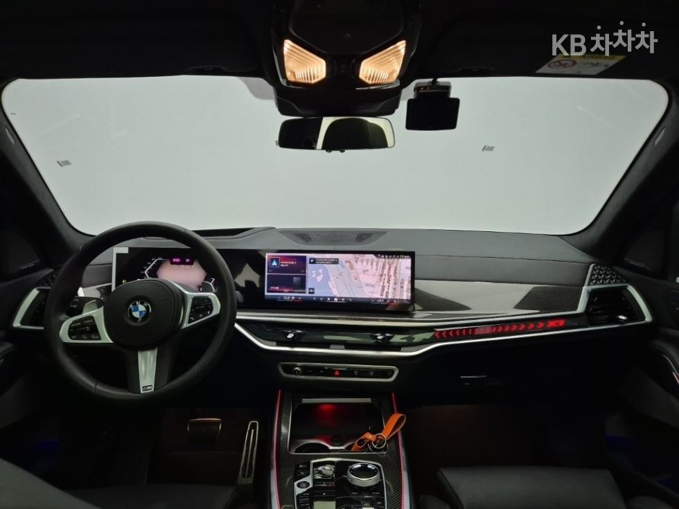 BMW X7 — miniaturë 7