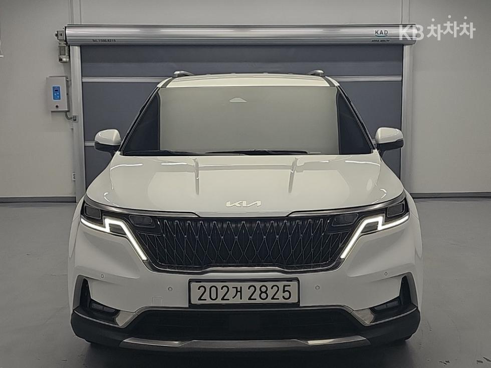 2022 Kia 4 photo