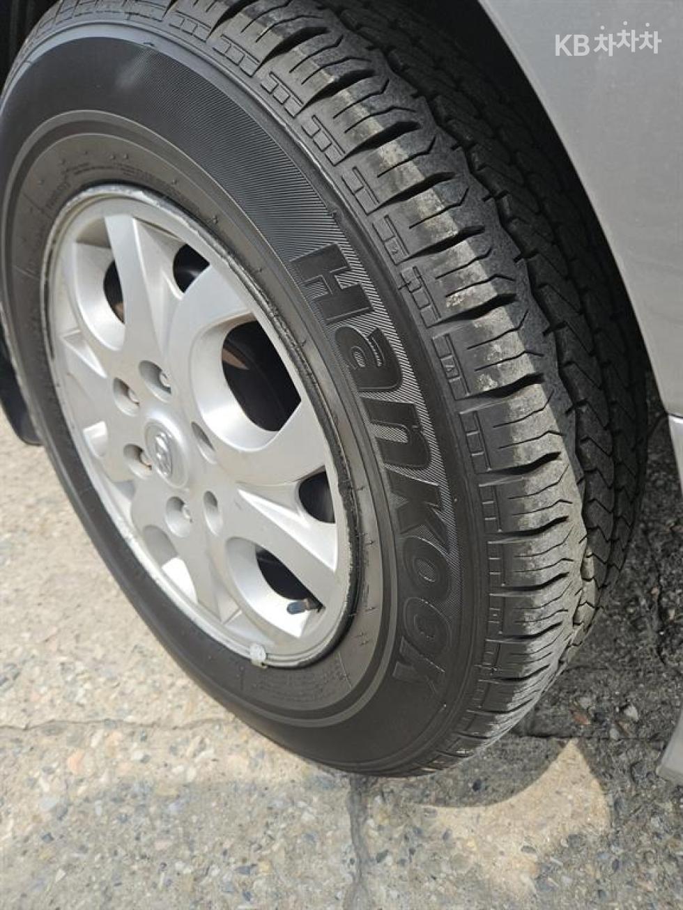 Hyundai Starex — miniaturë 3