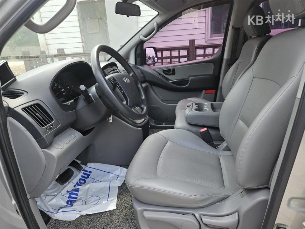 Hyundai Starex — miniaturë 6