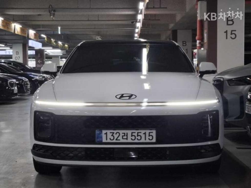 2025 Hyundai Used Car photo